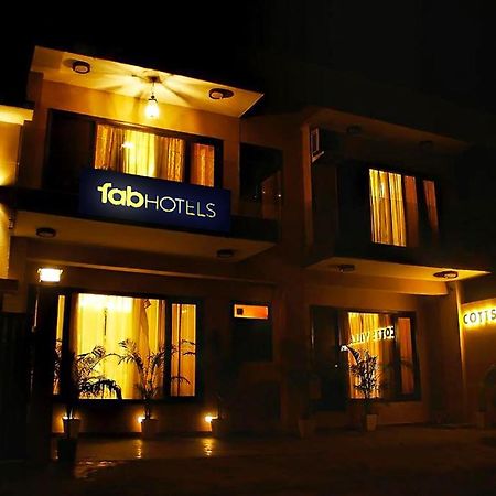 Fabhotel Cotts Villa Vasant Kunj New Delhi Ngoại thất bức ảnh